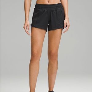 lulu lemon hotty hot low rise shorts